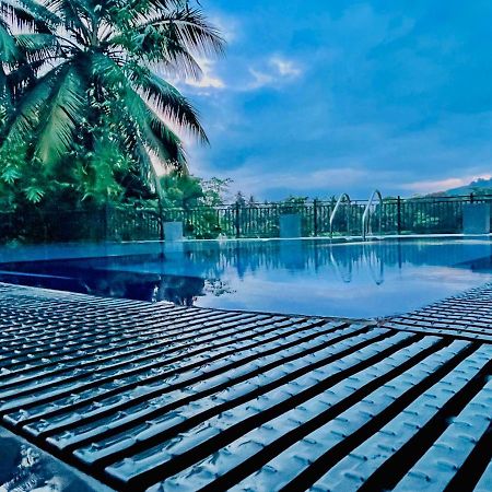 Hotel Travellers Halt Ratnapura Exterior foto
