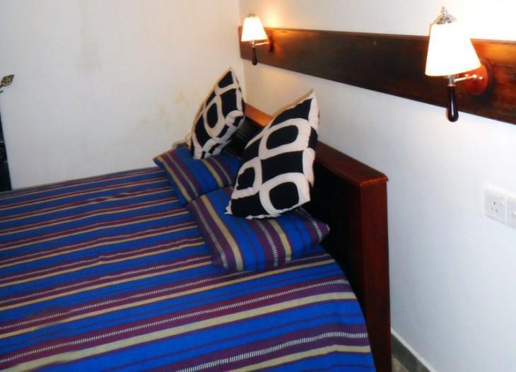 Hotel Travellers Halt Ratnapura Exterior foto